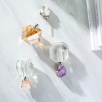 Mini bouteilles d'huile de parfum en verre cristal clair arabe moderne décor à la maison stock avec agate autre artisanat en cristal