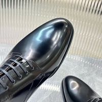 Nouvelles chaussures habillées en cuir respirantes pour hommes, grandes tailles, idéales pour les occasions professionnelles et décontractées