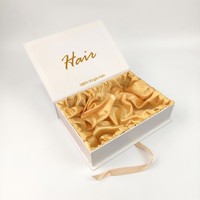 Boîte en carton rigide blanc de qualité supérieure pour l'emballage de mèches de cheveux, logo imprimé personnalisé, boîte cadeau doublée de satin pour perruques en cheveux naturels