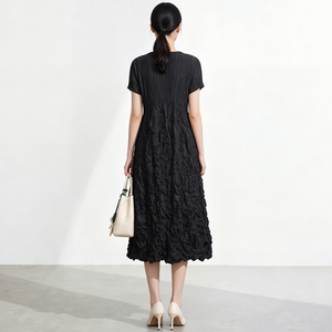 Vestido Midi Plisado con Cuello Romántico para Mujer, Color Sólido, Tejido de Poliéster Transpirable y Lavable, Manga Corta, Elegante y Elástico - Product Image 5