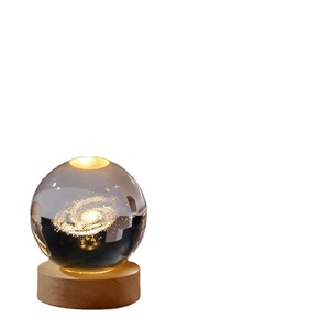 2024 nouveau blnieece honneur de cristal 3d lune cristal sphère galaxie boule de cristal lumière ornement de bureau - Product Image 3