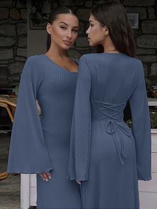 เดรสไหมพรมแขนยาวทรงปล่อยชาย คอทรงกลม สายรัดหลัง สีพื้น ลายทาง สำหรับผู้หญิง - Product Image 5