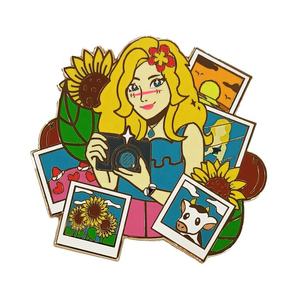 Un personaggio che ama i polli da compagnia disegnano un perno di smalto duro nero placcato mentale - Product Image 6