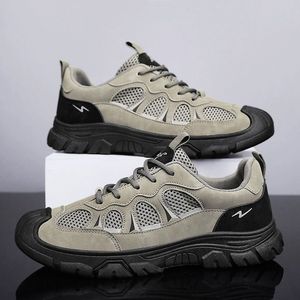 Zapatos de senderismo de malla transpirable para hombre, suela de goma antideslizante y resistente al desgaste, cómodos tenis con cordones para caminar al aire libre - Product Image 2