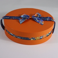 Belle boîte de cadeaux en carton rigide au design décoratif indien personnalisé boîte de chocolat en relief avec matériaux recyclés