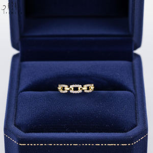 Anillo Apilable Clásico y Elegante de Oro Sólido de 18K con Diamantes Naturales Auténticos, Venta al Por Mayor - Product Image 4