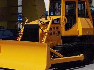 <span class=keywords><strong>Bulldozer</strong></span> à chenilles léger et fiable T80-3 avec lame de 4 m³, 8600 kg et 80 CV pour les projets de construction et agricoles - Product Image 3