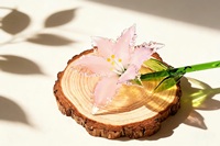 Ornement personnalisé en verre soufflé artisanal pour la fête des mères, fleur bleue, sculpture éternelle, cadeau romantique pour la Saint-Valentin, décoration pour la maison