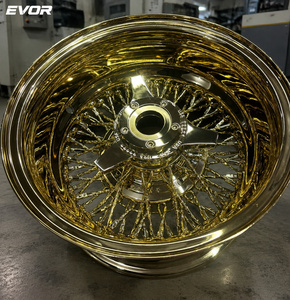 Колесные диски EVOR 13x7 Reverse 100 Straight Lace, хромированные, 13 дюймов, с золотым центром 24K, классический стиль - Product Image 6