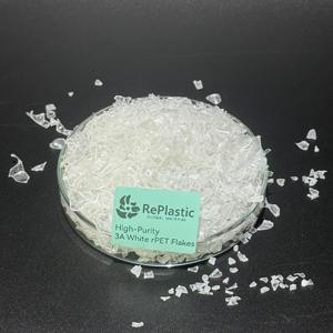 Copos de RPET Blancos Lavados en Caliente de Grado 3A Premium, Alta Pureza, Grado Alimenticio, Residuos de PET Reciclado Transparente para Flejes/Láminas/Fibra - Product Image 2