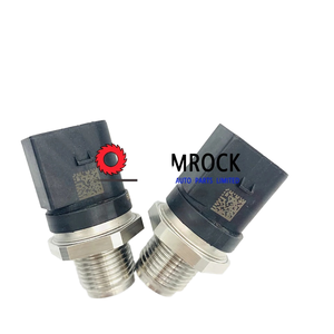 Sensor de Presión de Combustible Original OEM 0281002672/68014067AA para Clase B, C, R, M, Sprinter, Viano, Vito, Oliver 1964-1968 - Product Image 1