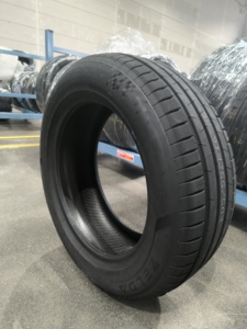 ยางรถยนต์นั่งส่วนบุคคลสมรรถนะสูง ดีไซน์เรเดียลแบบดั้งเดิม 195/65R15 225/55R16 ยาง SUV แบบไม่มียางใน - Product Image 5