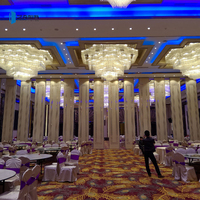 Parois de séparation verticales coulissantes pliables en aluminium pour hôtels, restaurants, salles de banquet - Design moderne, épaisseur 100 mm
