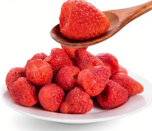 Prix d'usine – Fraise coupée séchée par congélation, croustillante, en bouteille plastique de 120 g – Snacks chinois sucrés en vrac - Product Image 2