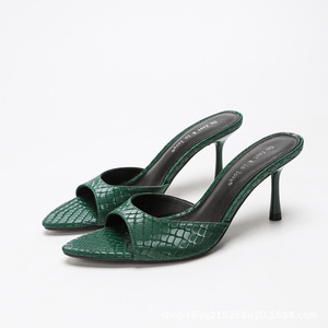 Sandales d'été de luxe pour femmes à talons aiguilles, motif poisson, collection « Designer on Feet & in love », à bout ouvert, talon de 6-8 cm - Product Image 3
