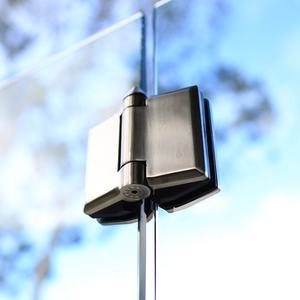 Bisagra de cierre suave de vidrio a vidrio de alta resistencia para cercado de piscina - Product Image 5