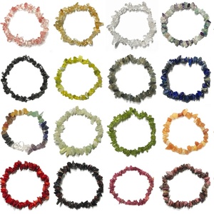 Venta al por mayor de pulseras de la suerte, pulseras con chip de cristal curativo para mujeres y hombres - Product Image 3