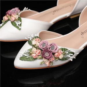 Nouvelle mode ballerines blanches chaussures de mariage pour femmes appartements confortables fleur sans lacet chaussures pour la mariée - Product Image 6