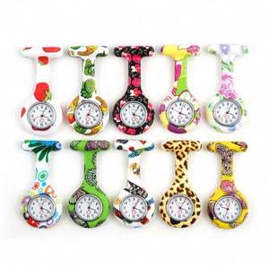 Montre d'infirmière en silicone à motifs tendances Broche d'infirmière Tunique Fob Montre de poche Quartz Cadran inoxydable - Product Image 1