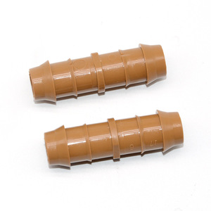 Raccords coudés et barbelés à filetage extérieur de 17 mm pour tuyaux d'irrigation <span class=keywords><strong>goutte</strong></span> à <span class=keywords><strong>goutte</strong></span> en PE – Vente en gros - Product Image 3