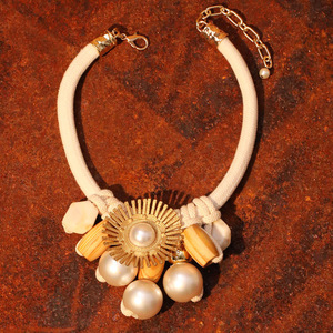 Kaimei 2025 joyería de moda elegante perla girasol colgante collar áspero cuerda collar hecho a mano perla gargantilla collares mujeres - Product Image 5