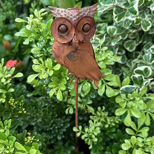 Statua da Giardino Gufo in Metallo Effetto Ruggine - Ornamento Rustico in Ferro Invecchiato Impermeabile da 76 cm per Decorazioni Esterne Prato e Patio - Product Image 5