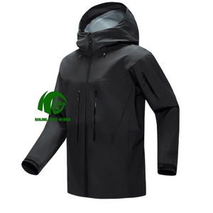 Veste imperméable à coque rigide 3 couches personnalisée en usine, membrane en nylon PTFE, fermetures éclair intégrales, capuche réglable pour la randonnée et le camping en extérieur - Product Image 1