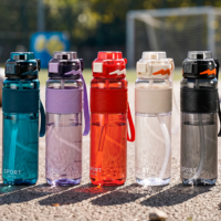 Bouteilles d'eau en plastique réutilisables anti-fuite de 1000 ml et 750 ml avec paille, design minimaliste pour le sport, les activités de plein air et les voyages, incluant une sangle de transport