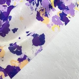 Paarse tie-dye print polyester stof, lichtgewicht, zijdeachtig, ademend, glanzend jacquard, meisjes activewear sjaal, kleding, rokken - Product Image 3