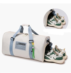 Sac de sport de grande capacité avec compartiment pour chaussures, sac de voyage imperméable pour hommes et femmes, bagage à bandoulière pour le sport et la remise en forme - Product Image 4