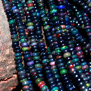 Perles rondes en opale éthiopienne noire 3-3,5 mm, perles lisses pour la création de bijoux - Product Image 1