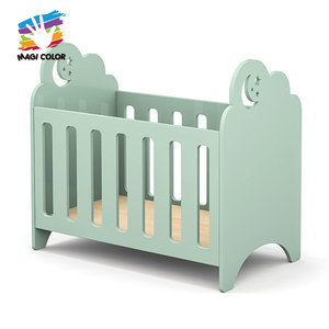 Nouvelle <span class=keywords><strong>Chaise</strong></span> <span class=keywords><strong>Haute</strong></span> <span class=keywords><strong>en</strong></span> <span class=keywords><strong>Bois</strong></span> Vert 2026 pour Poupées, Idéale pour Jeu d'Imitation, Vente <span class=keywords><strong>en</strong></span> Gros W08F054 - Product Image 6