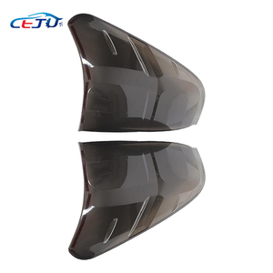 Capuchons de couvercles de lampe de frein arrière de feu arrière de voiture ABS noirci pour Toyota TruckMasters OX Hilux Revo Rocco SR5 AN110 120 130 2016-2020 - Product Image 5