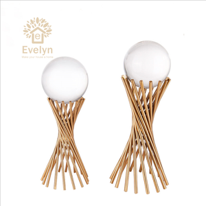Bola de Cristal Decorativa de Lujo para el Hogar con Base de Metal, Diseño Flexible de Edificios de Guangzhou, Venta al por Mayor - Product Image 1