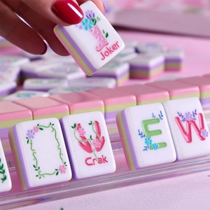 Juego de Fichas de Mahjong Americanas de Acrílico Rosa, 4 Capas, con Diseño Floral Pintado a Mano, Regalo de Lujo - Product Image 1