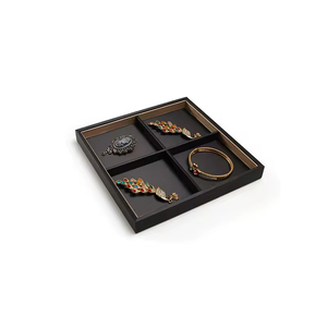 Expositor de Joyería de Cuero para Pulseras, Collares y Anillos - Set de Exhibición de Joyas - Product Image 4