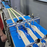 Ligne de production automatique de palmiers, machine à fabriquer des biscuits papillon et des pâtisseries carrées croustillantes, machine de découpe ultrasonique pour usine