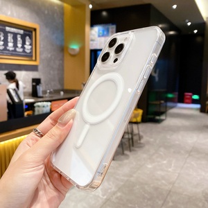 เคสทีพียูแบบชาร์จไร้สายระบบแม่เหล็กโปร่งใสสำหรับ <span class=keywords><strong>iPhone</strong></span> 17 16 15 PRO <span class=keywords><strong>MAX</strong></span> 13 12 14 11 PLUS เคสโทรศัพท์มือถือแบบใส - Product Image 4