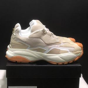 Chaussures de sport confortables à semelle épaisse en cuir véritable, design personnalisé pour hommes, chaussures de basket-ball élégantes et polyvalentes - Product Image 6