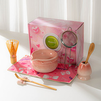 Kit Matcha Personnalisable avec Nœud Papillon, Bol à Matcha en Céramique Japonaise avec Poignée, Fouet à Matcha à Bec Verseur, Chawan, Coffret de Thé Matcha