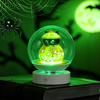 Projecteur de lumière RVB 3D rechargeable en forme de tête de citrouille pour enfants, idéal pour Halloween