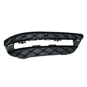 Mercedes-Benz Classe C W204 - Garnitures de feux antibrouillard - Revêtement en ABS - Installation par ruban adhésif - 2048803224 2048803324 - Product Image 3