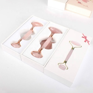 Boîte personnalisée de haute qualité natura quartz rose rose 100% rouleau de jade gua sha ensemble pour le visage - Product Image 1
