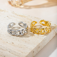 Bague Manchette Chaîne Cubaine Dorée et Argentée Scintillante Tendance avec Pierres Baguette sur Chaque Maillon, Dessus Plat Éblouissant, Bijou Femme, Idéal Cadeau