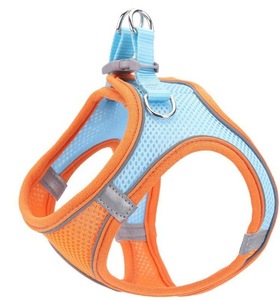 Arnés Transpirable para Perro, Chaleco Reflectante con Asa y Hebilla Ajustable para Pasear y Entrenar - Product Image 1