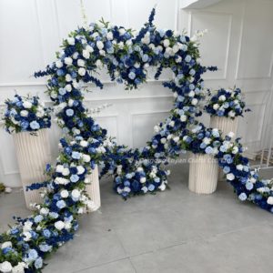 Gapura Bunga Hati Buatan Tangan dari Sutra Lembut, Dekorasi Bunga Mewah Biru Putih untuk Pernikahan, Thanksgiving, dan Hari Valentine - Product Image 2