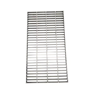 Clôture de ferme en treillis métallique en acier traité chimiquement sous pression, moderne, écologique, revêtement poudré 3D effet <span class=keywords><strong>bois</strong></span>, vente en gros directe usine Chine - Product Image 2