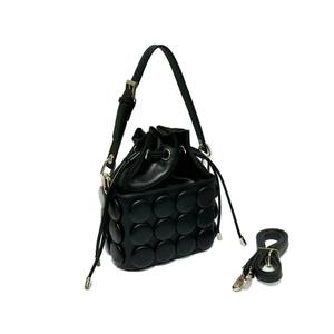 Bolso de Hombro Tipo Bandolera Cilíndrico de PU Hecho a Mano para Mujer, con Cierre de Botón y Cordón, Diseño de <span class=keywords><strong>Moda</strong></span> Versátil - Product Image 5