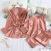 Coeur pyjamas ensembles 3 pièces Pijamas femme vêtements de nuit en soie en Stock rouge vêtements de nuit pour femmes Sexy vêtements de nuit Satin col en v