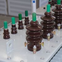 Transformateur de distribution d'énergie électrique immergé dans l'huile YIMENG 50KVA 100KVA 150KVA 200KVA 250KVA 300KVA 400KVA 450KVA 500KVA 20KV
